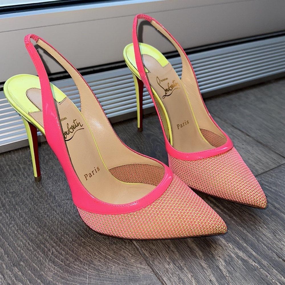 Christian Louboutin Miluna Sling 100 Neon Patent Leather- Trimmed Raffia Pumps